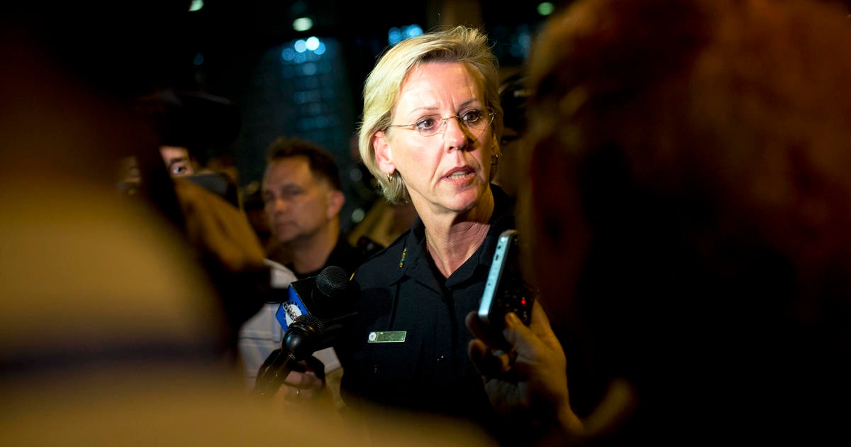 Tampa Elects Ex Police Chief Jane Castor As Its First Openly Gay Mayor