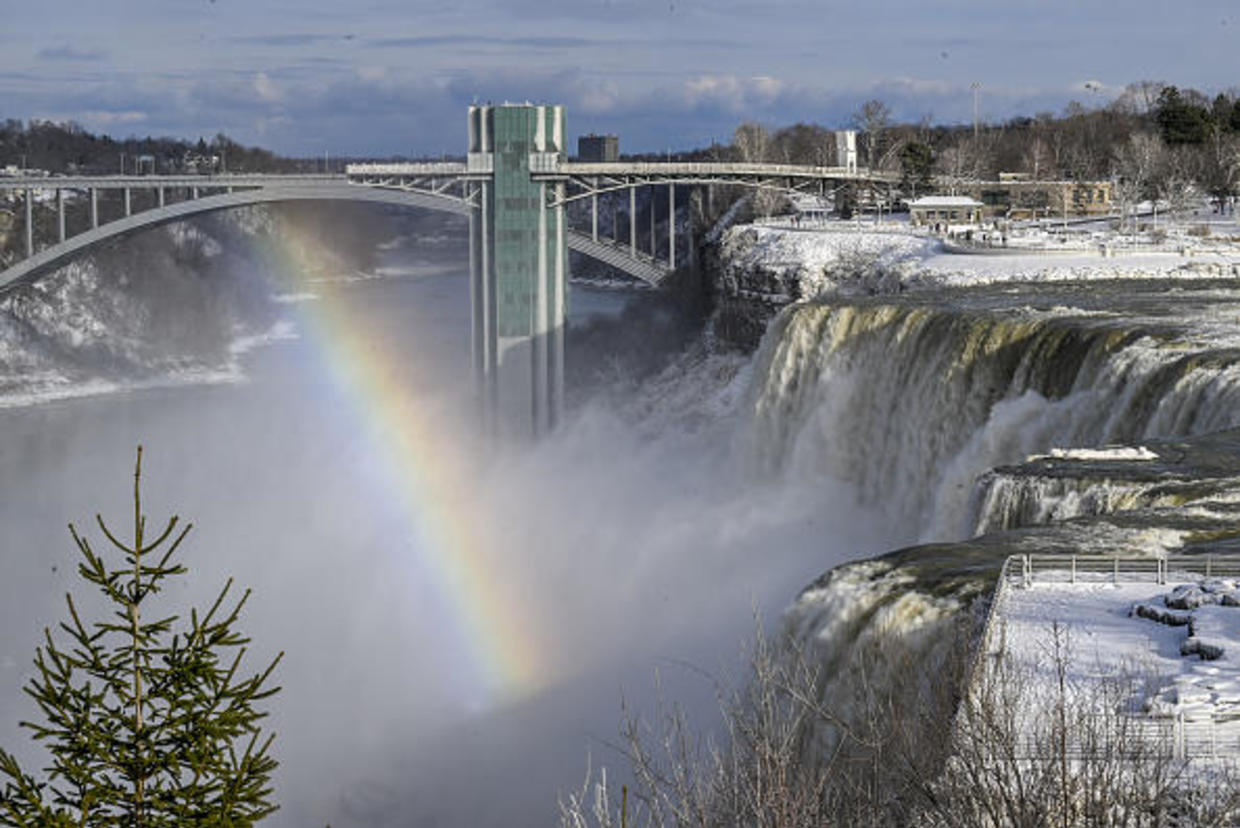 Красноярск Frozen Waterfall