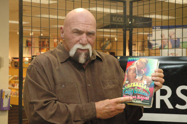 Superstar Billy Graham Signs His Book "Tangled Ropes" at Borders in Princeton - February 21, 2006 