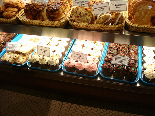 Cupcakes at Amy's Bread (Flickr Photo) 