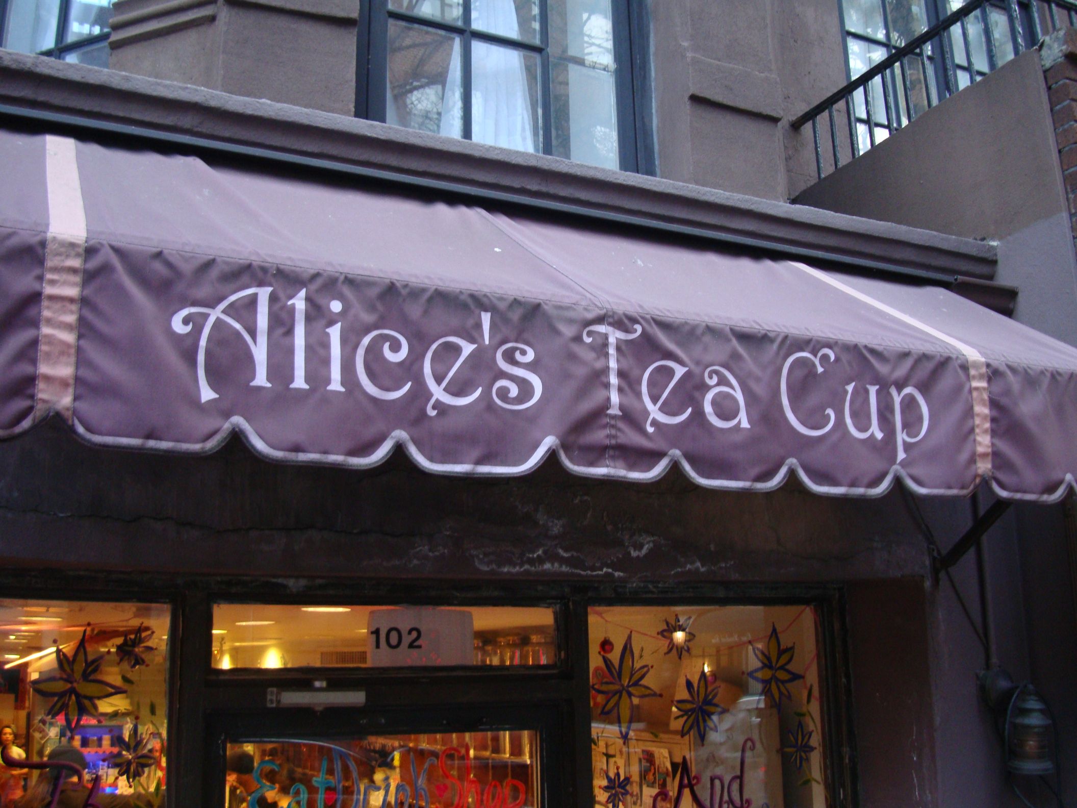Alice's Tea Cup 