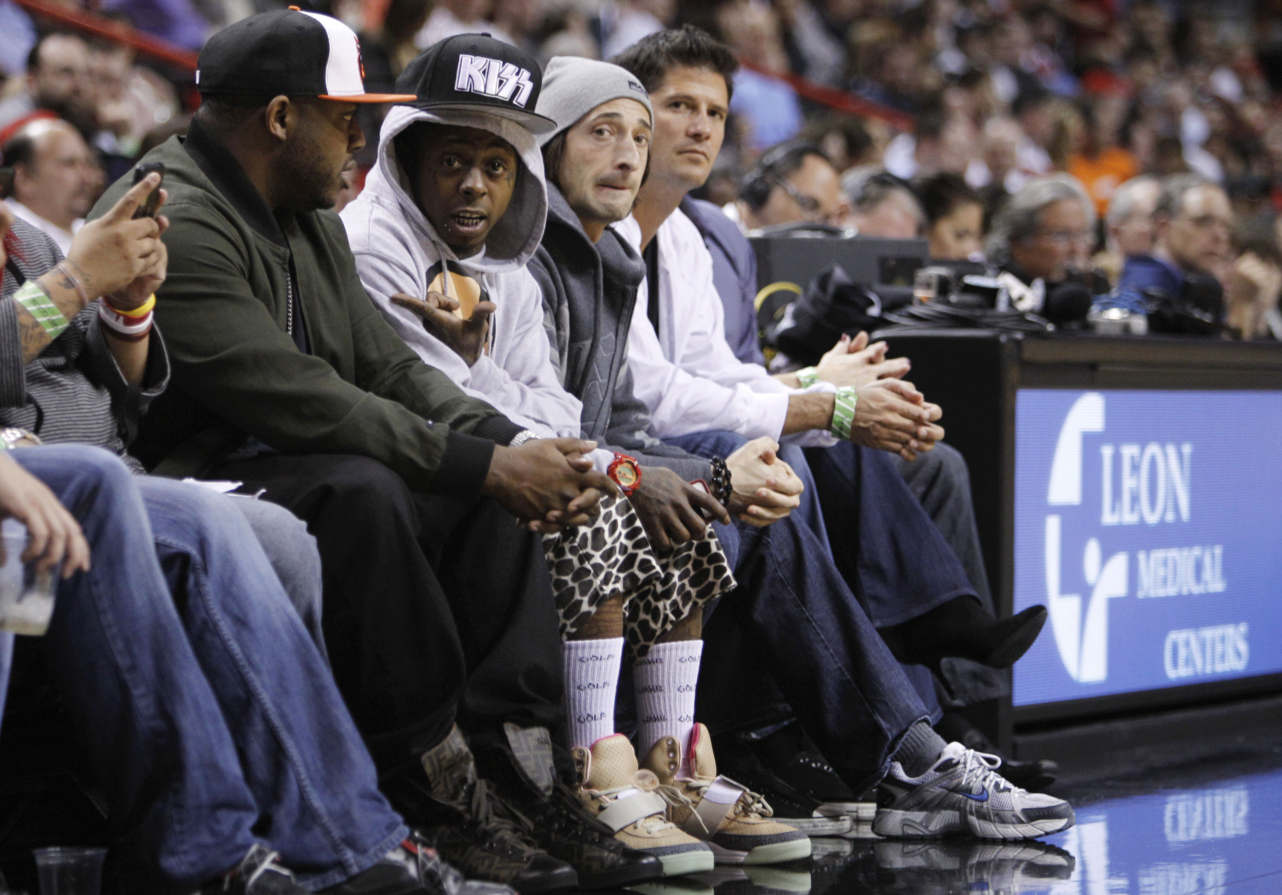 004-heat--lil-wayne--and-br.gif 