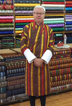 bhutan-barry-petersen-wearing-traditional-gho-244.jpg 