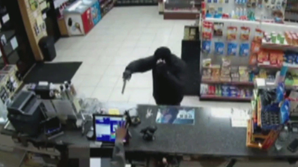Copiague-armed-robbery.gif 