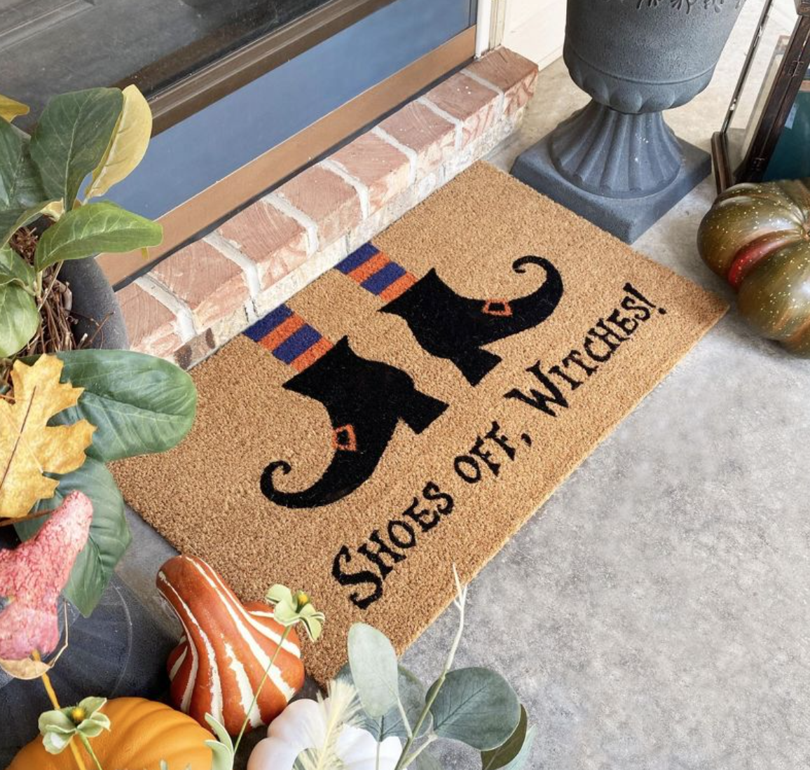 "Shoes Off Witches" novelty doormat 
