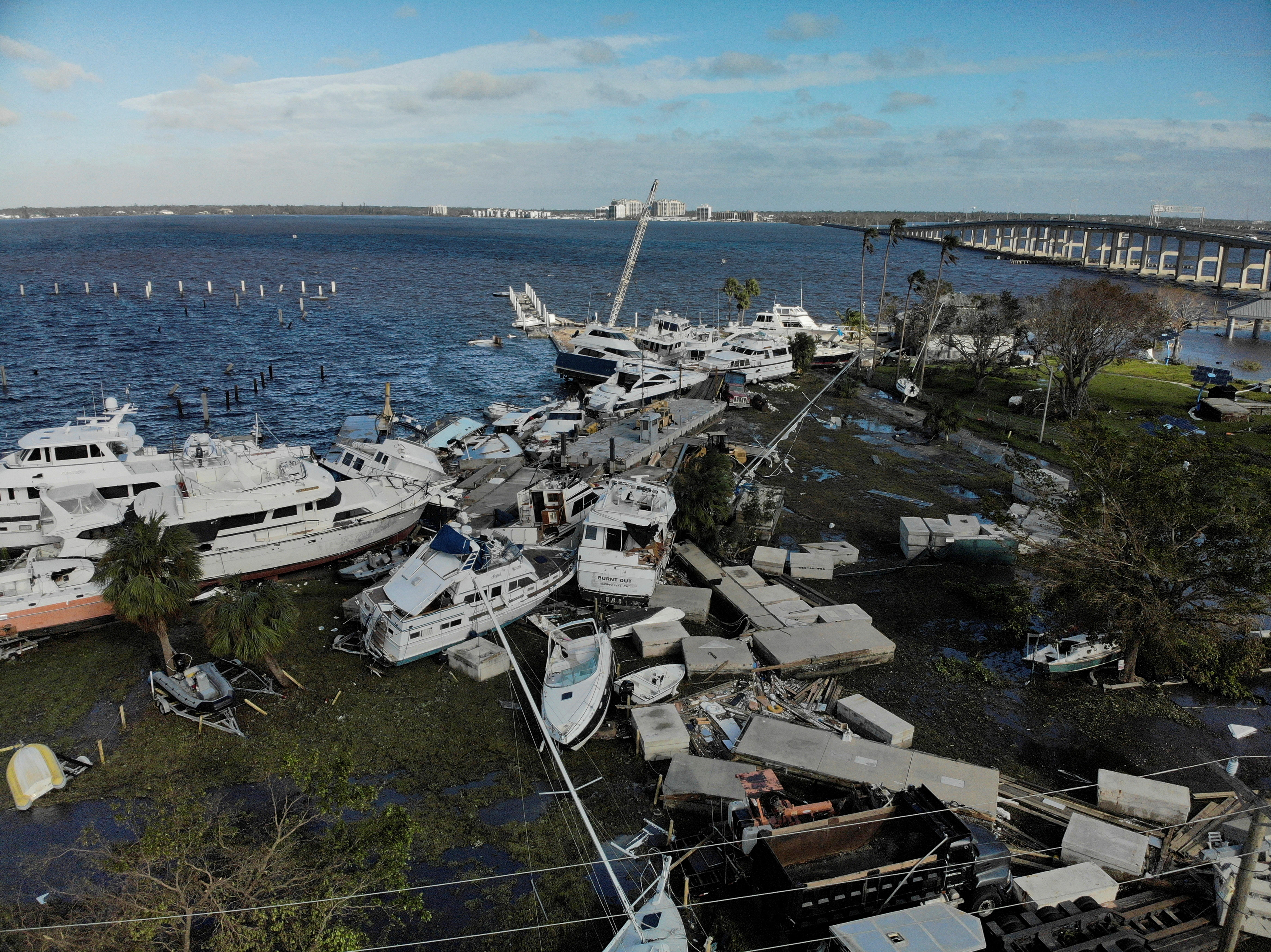 Bateaux endommagés par l'ouragan Ian à Fort Myers, Floride 