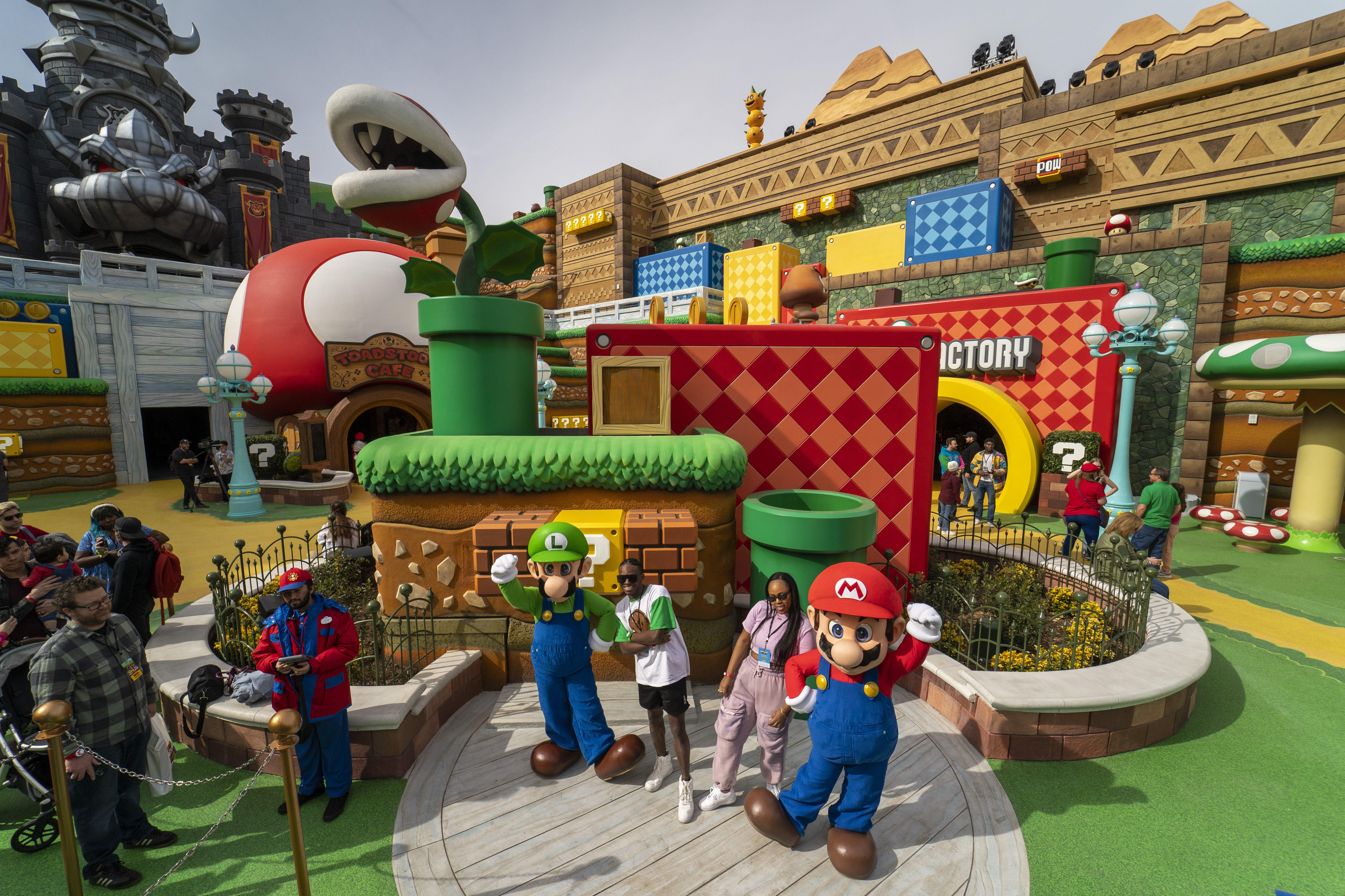 Preview Of Super Nintendo World At Universal Studios Hollywood 