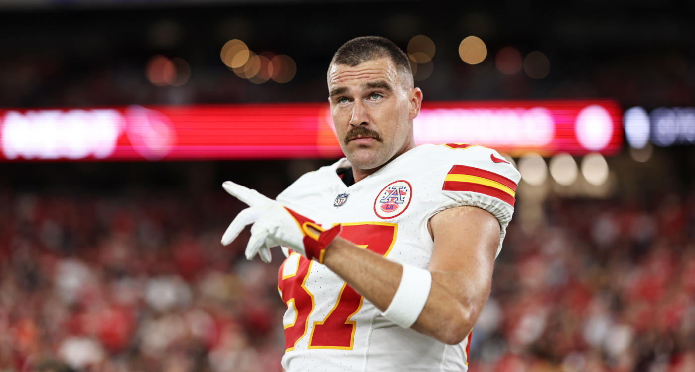 who are the kansas city chiefs playing tomorrow