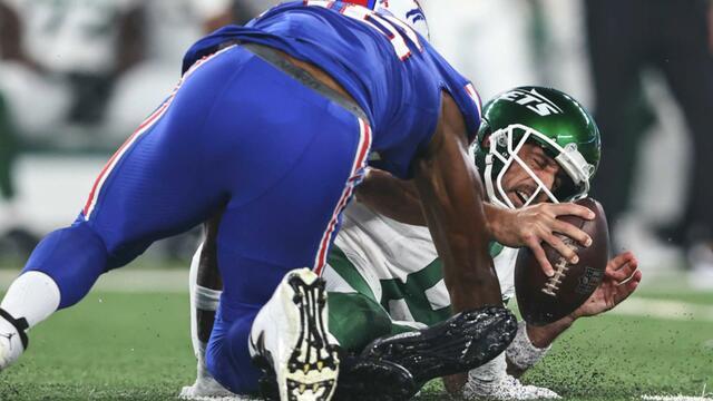 Aaron Rodgers injures Achilles, New York Jets beat Buffalo Bills in overtime