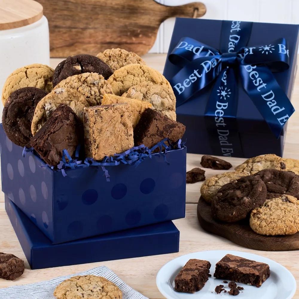 GourmetGiftBaskets Father's Day Cookie & Brownie Gift Box