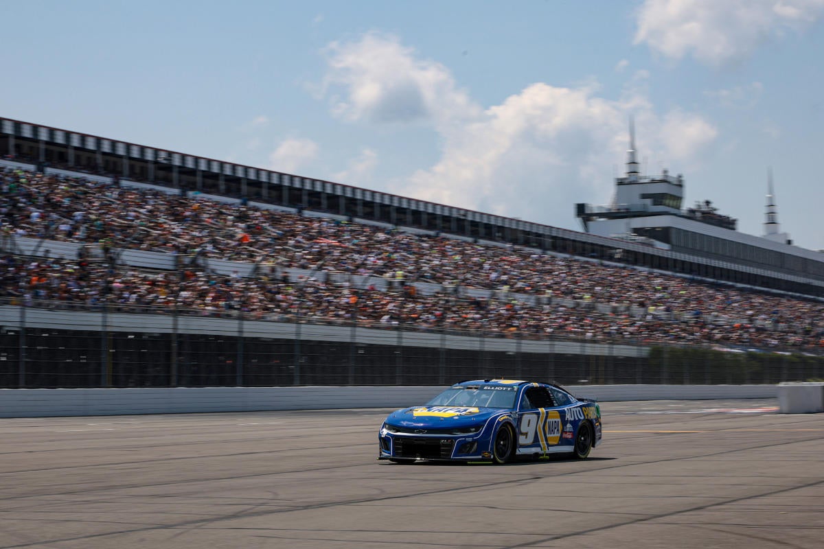 How to watch the Verizon 200 at The Brickyard NASCAR Cup Series race today 1 gettyimages-2162028778-1.jpg