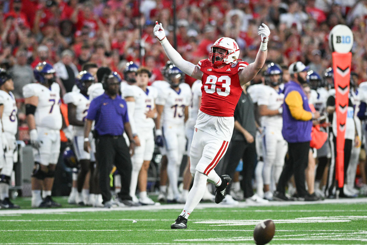 How to watch the Illinois vs. Nebraska NCAA college football game tonight: Livestream options, more