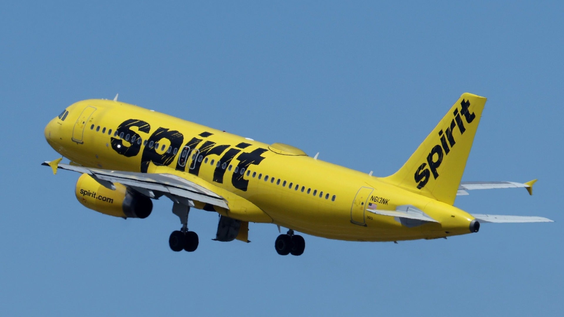 JetBlue scraps $3.8 billion deal to buy Spirit Airlines - CBS News