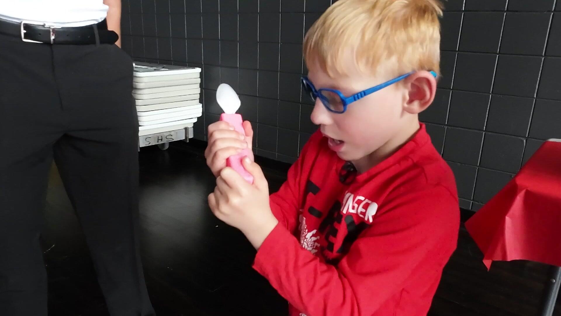 4p-pkg-students-create-disability-products-wcco7w9h-00-01-4502.jpg 