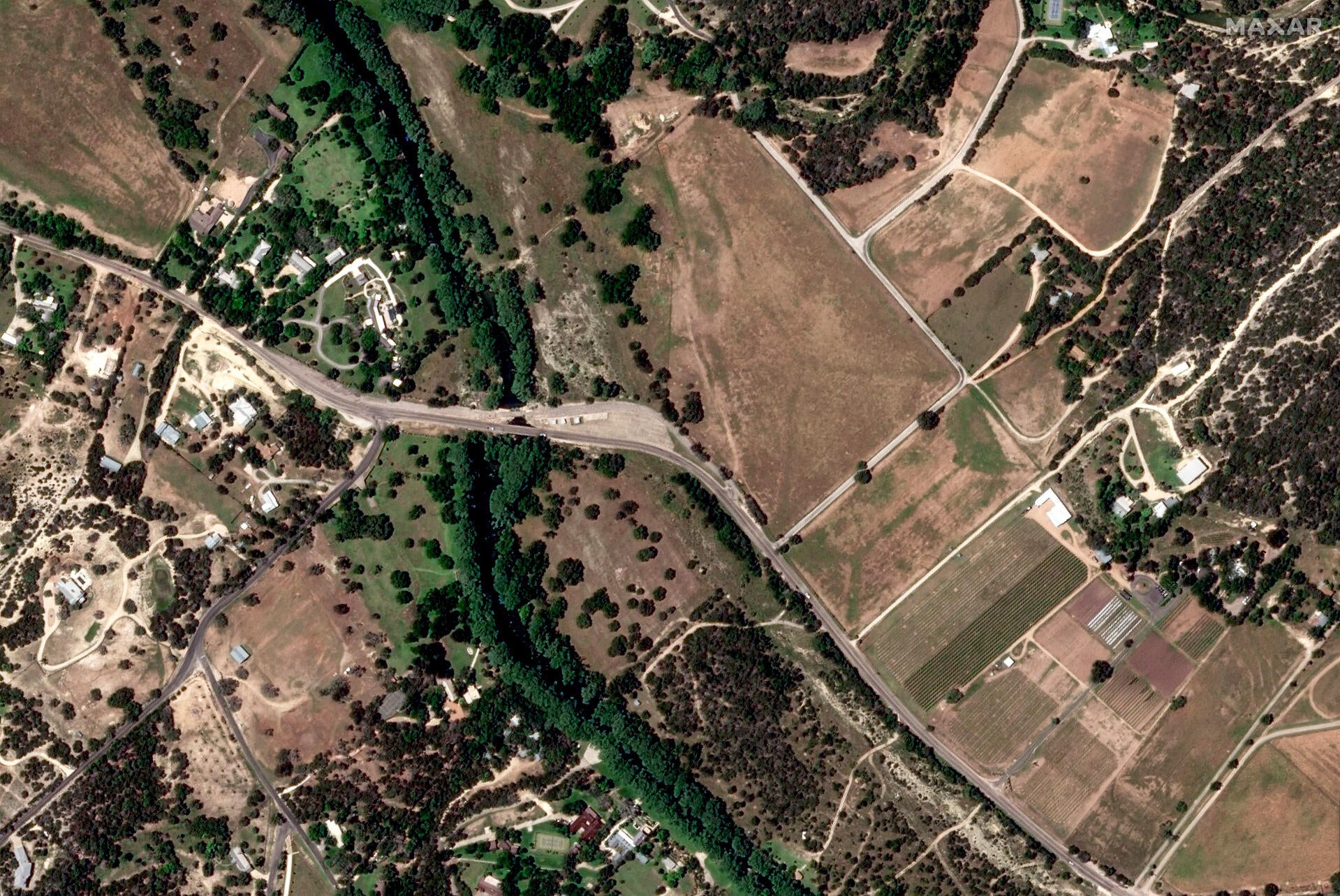 15-trees-along-guadalupe-river-state-hwy-39-before-flooding-hunt-texas-usa-23jun2023-geo1.jpg 