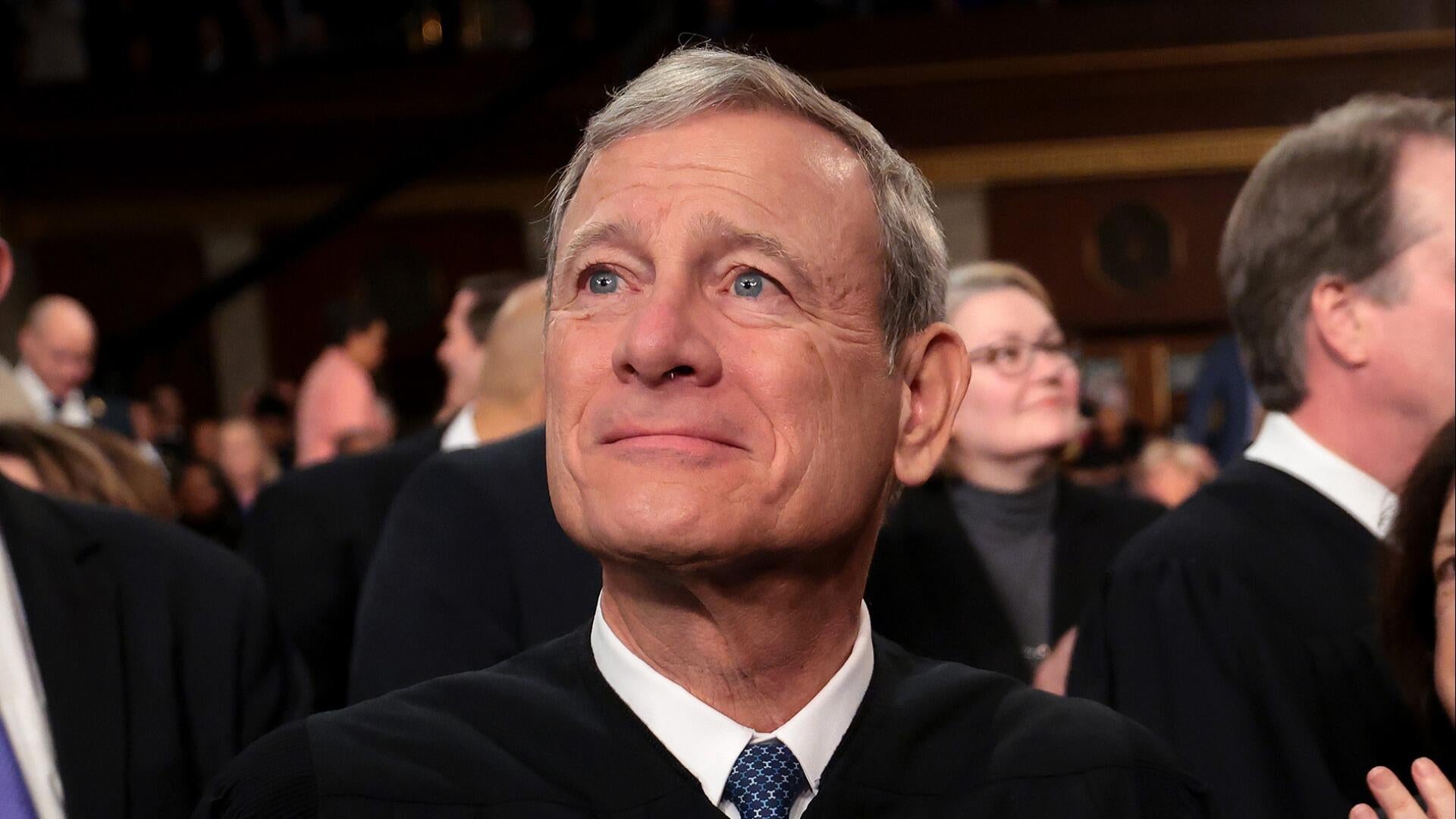 Supreme Court lets Trump fire FTC commissioner for now and takes up dispute  over removal - Sandhills Express