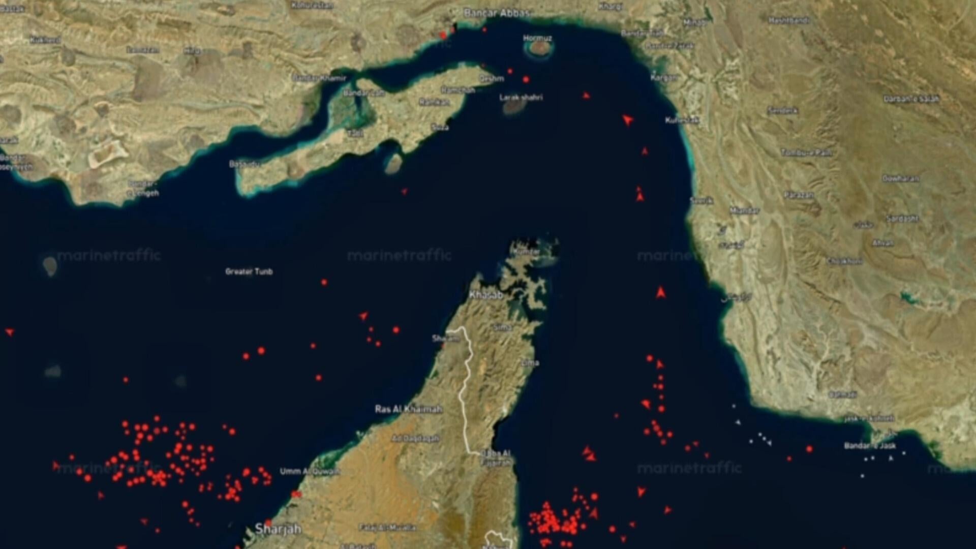 Iran claims oil tanker transits Strait of Hormuz amid blockade