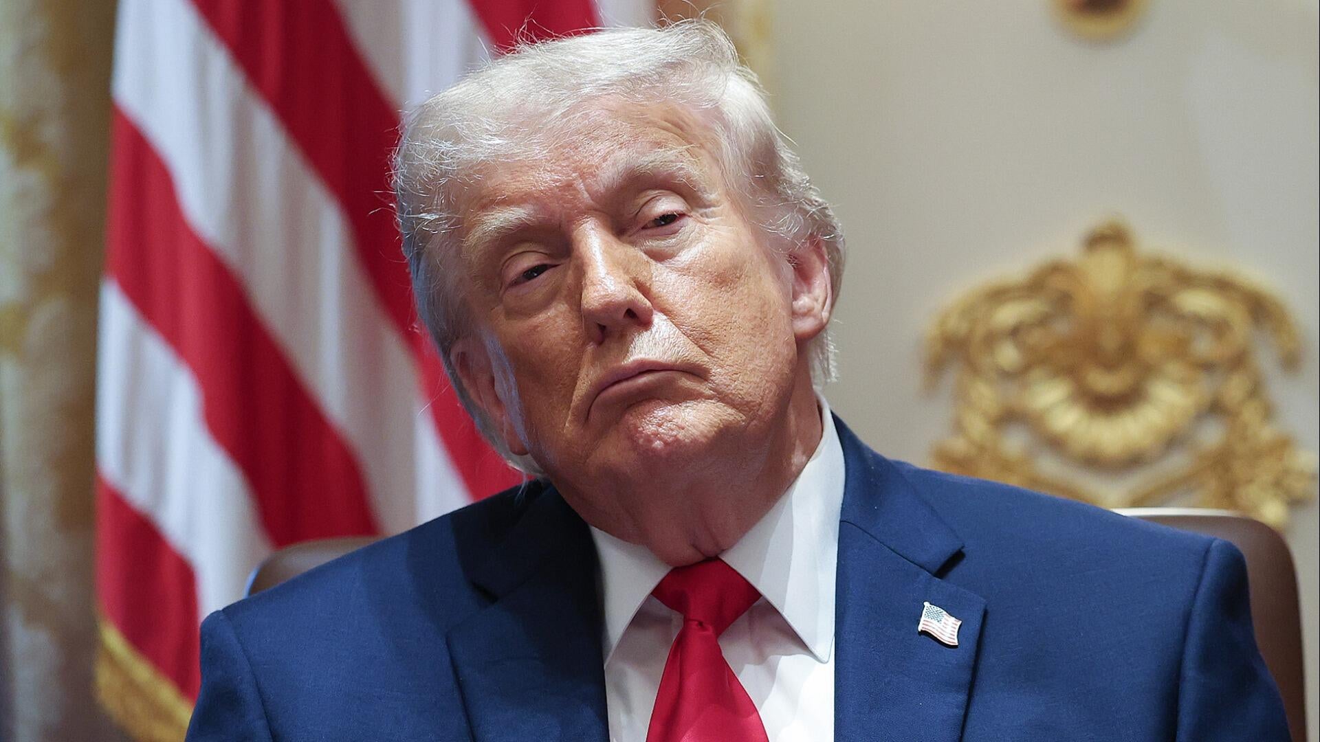 Trump signs AI executive order to give government early look at new models