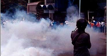 Death In Zimbabwe Race Clash - CBS News