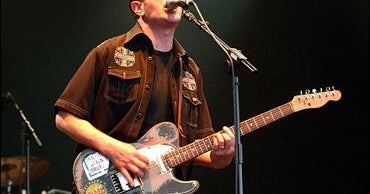 Clash' Frontman Strummer Dies - CBS News