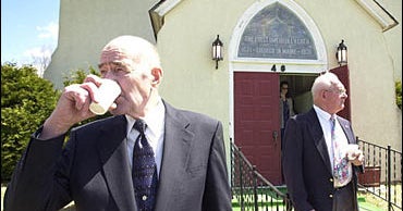 Back To Church In New Sweden, Maine CBS News