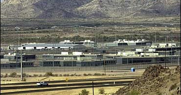 8 Injured In Arizona Prison Brawl - CBS News