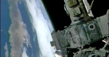 NASA: Chipped Tile Not A Problem - CBS News