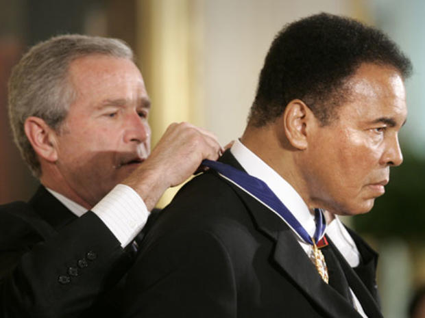 George W. Bush awards Ali the Presidential Medal of Freedom 