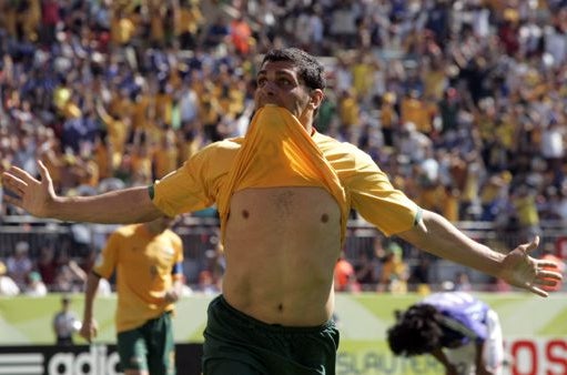 Australia's John Aloisi celebrates 