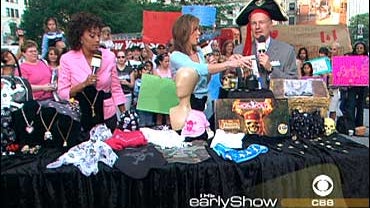 Pirate-themed clothes 