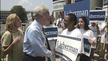 Hadassah (left) & Sen. Joe Lieberman, Hartford, Ct., 7-3-06 