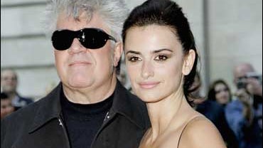 Pedro Almodovar and Penelope Cruz at the premiere of "Volver" in London. 