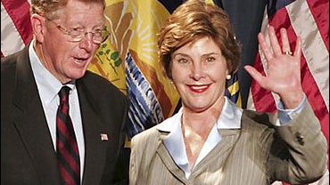 Sen. Conrad Burns,R-Mont., shakes hands with first lady Laura Bush during a fundraiser 