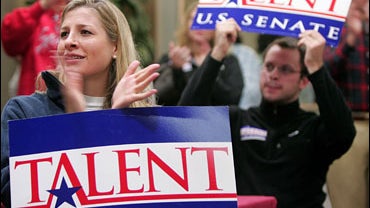Supporters cheer a speech by Republican candidate for the U.S. Senate Jim Talent during a campaign rally November 6, 2006 