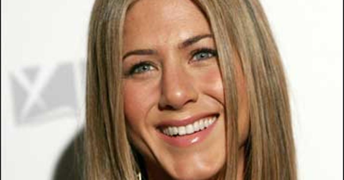 Aniston Addresses Plastic Surgery Rumors CBS News   Image2247225x 