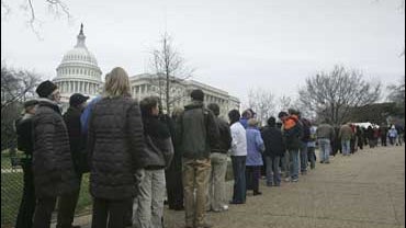 Lining up to see President Ford 