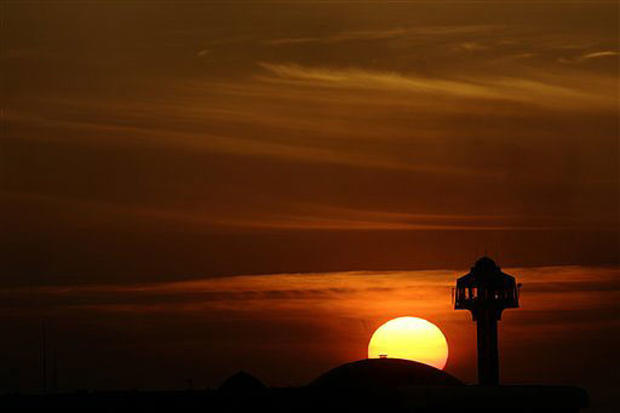 Sun Sets On Baghdad 