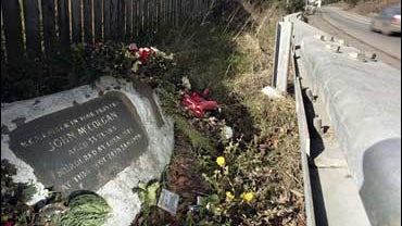 roadside memorial plaque for murder 