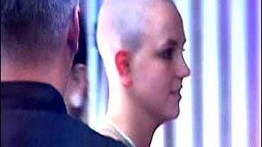 Britney Spears, shaved head, tattoo parlor 