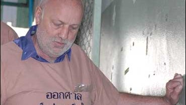 Swiss vandal arrives at Thai court 