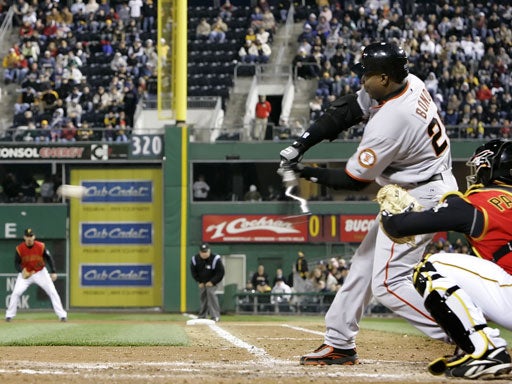 Home Runs Nos. 736 & 737 