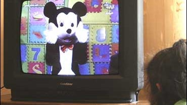 Hamas TV, Farfour, Mickey Mouse look-alike 