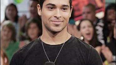 Wilmer Valderrama, MTV, MTV Live 