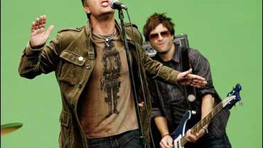 Matchbox Twenty in video shoot 