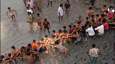 Bangladesh bridge collapse 