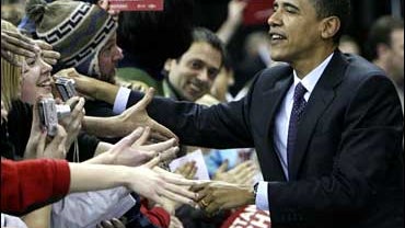 Barack Obama campaigns in Wisconsin Feburary 12, 2008 
