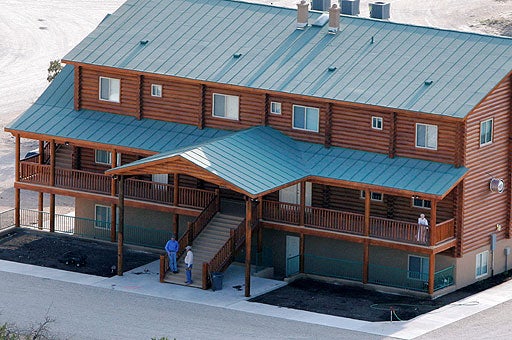 Polygamist Compound Raid