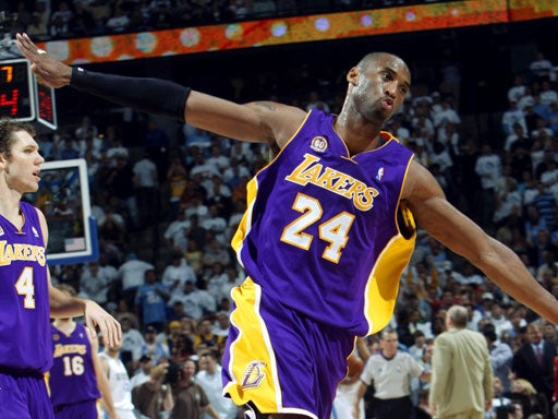 Los Angeles Sweeps Denver 