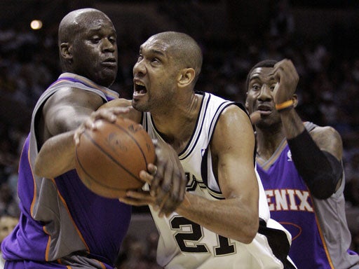 San Antonio Defeats Phoenix In 5 