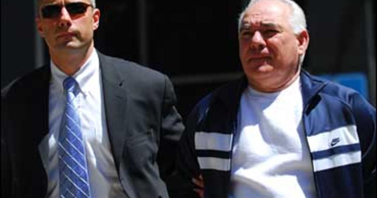 Reputed Mob Boss Arrested In New York Cbs News